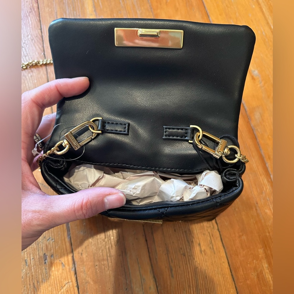 NWOT Ted Baker black Quilted Mini Bag with Gold Chain - Picture 4 of 6